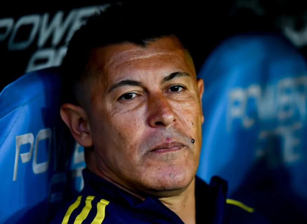 “No da para más”, la frase de Almirón a Riquelme