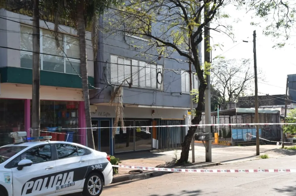 Continúa cortado el tránsito por avenida Mitre por riesgo de derrumbe