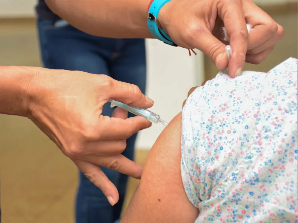 Vacuna contra el dengue: "Reduce un 90% el riesgo de gravedad o necesidad de internación"