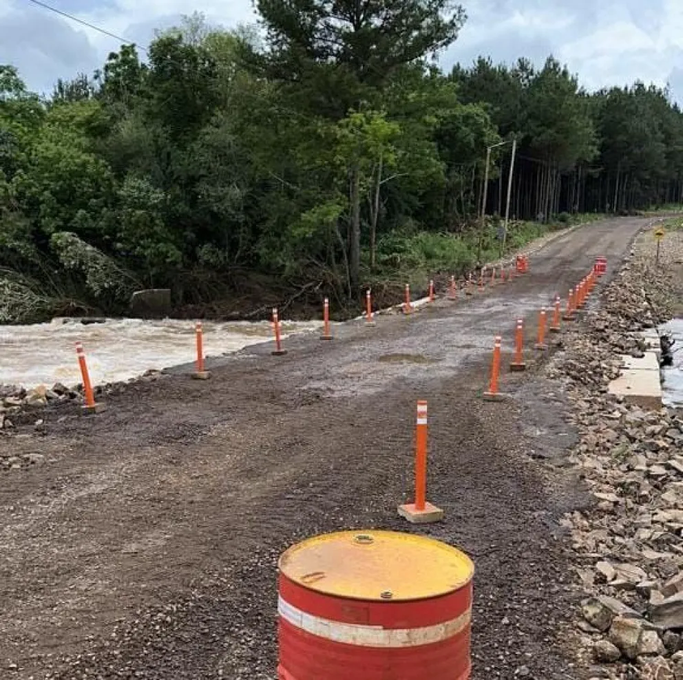 Evalúan cerrar el tránsito sobre el puente provisorio del arroyo Tabay 
