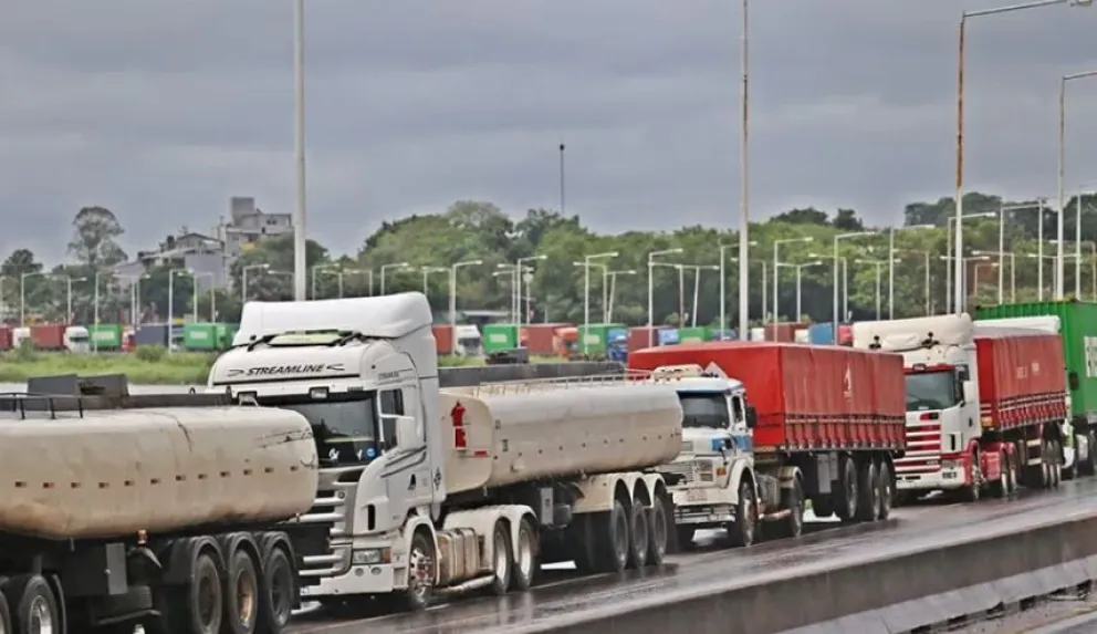Camiones: insisten en lograr extender el horario de control