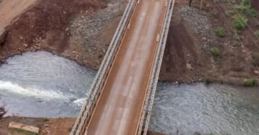 Corte sobre ruta provincial N°2 en el puente sobre el arroyo Pindaytí