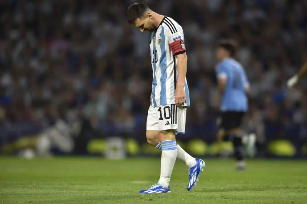 Argentina sufre ante Uruguay su primera derrota tras la conquista del Mundial
