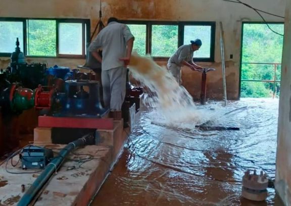 La suba de los arroyos afecta a las tomas de agua La suba de los arroyos afecta a las tomas de agua