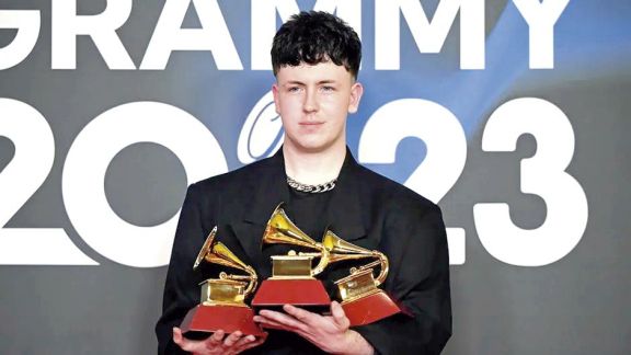 Zecca: el productor argentino	que ganó tres Latin Grammy
