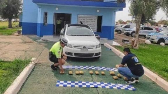 Misioneros van a juicio por transportar de un cargamento de pastillas de éxtasis