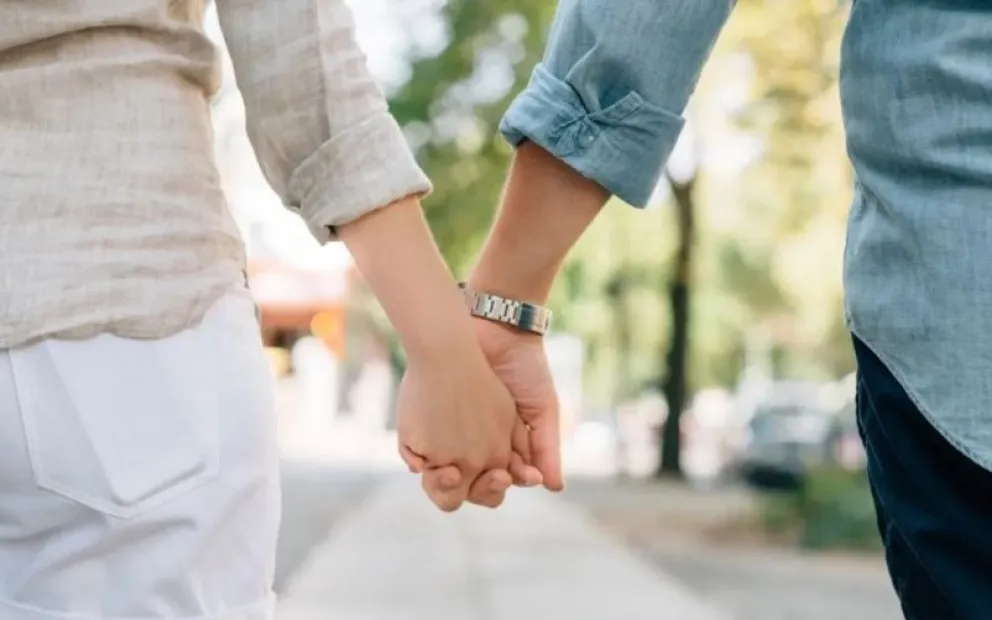 ¿Casados sin hijos?: cada vez nacen menos bebés