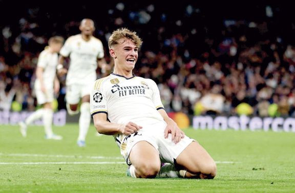 Champions: Nico Paz hizo su estreno en la red del Madrid