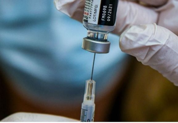 La Anmat autorizó el uso de una nueva vacuna contra los 20 serotipos responsables de la neumonía