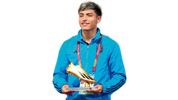 Agustín Ruberto ganó la Bota de Oro del Mundial sub 17