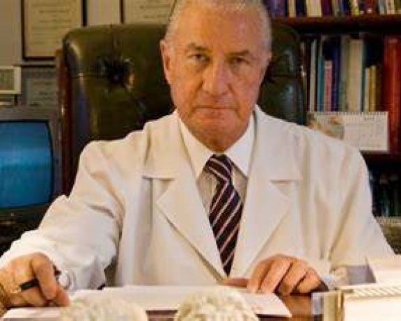 Murió el fundador de la Facultad de Medicina Dr. Héctor Alejandro Barceló
