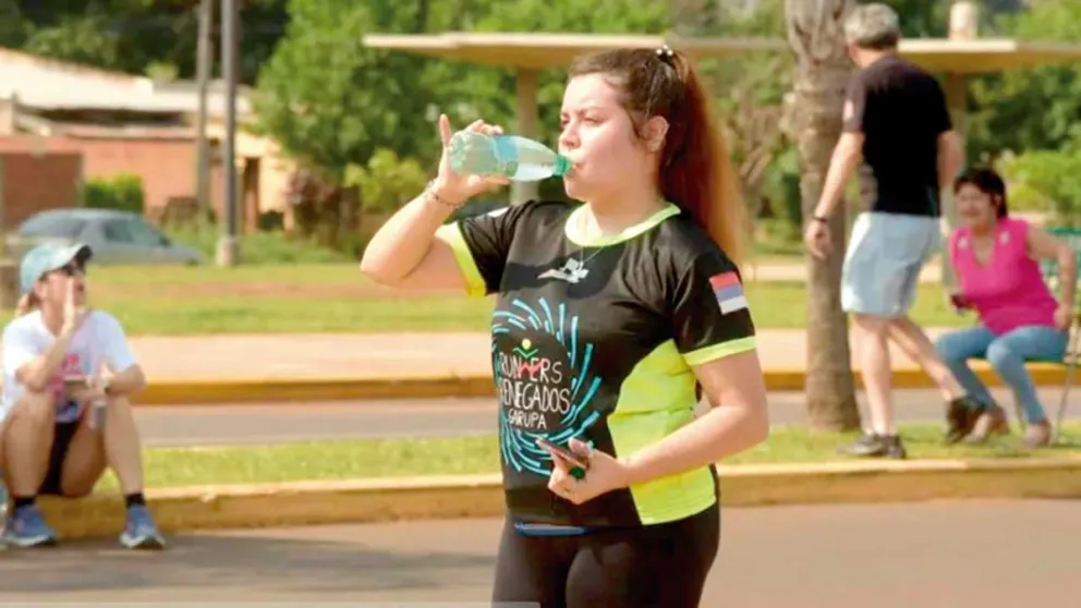 “Los jugos en sobre y las gaseosas, en vez de hidratar, nos deshidratan por sus componentes”