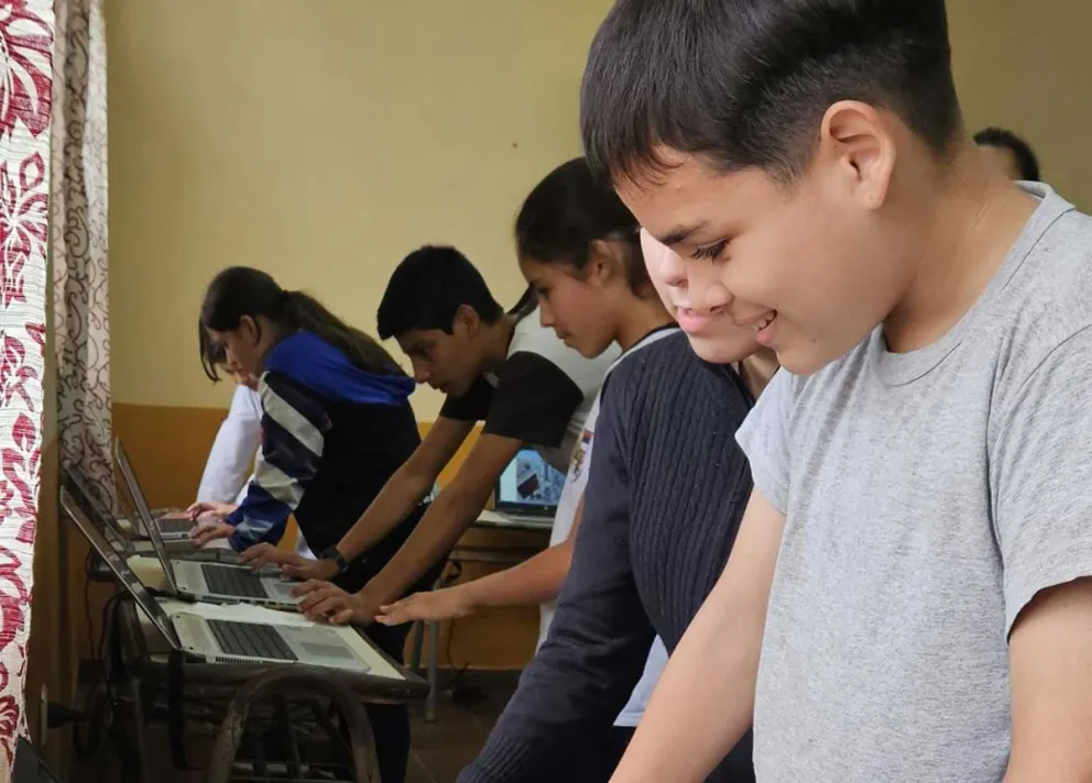 Alumnos de primaria diseñaron un videojuego