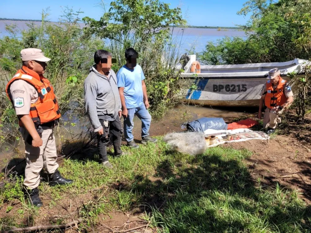 Ituzaingó: los sorprendieron pescando en una zona de reserva ictícola