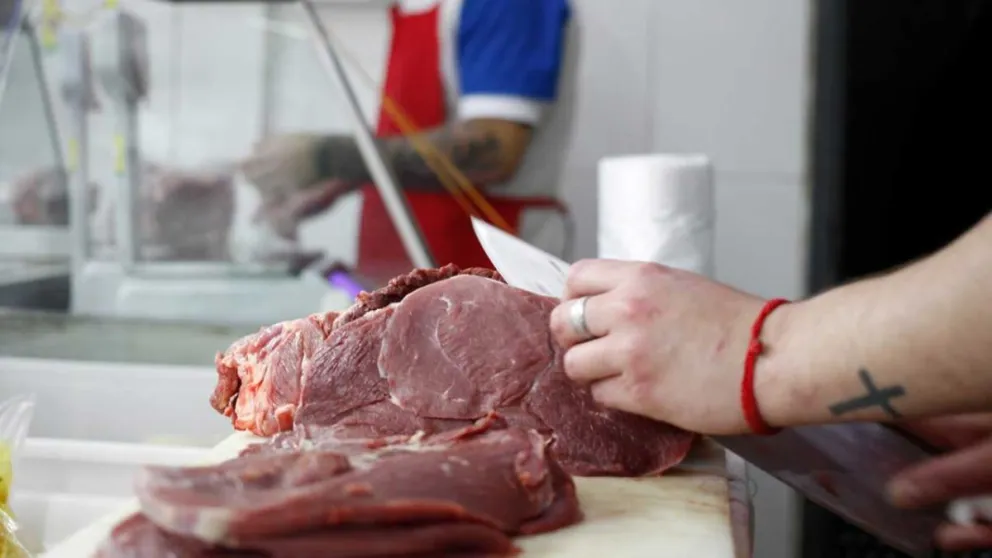 Comercios ofrecen combos y ofertas ante la disminución del consumo de carne 