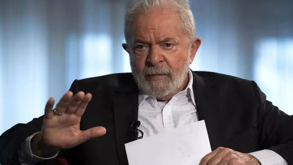 Lula promulga una ley que cobra impuestos a fondos de los superricos para reducir el déficit fiscal