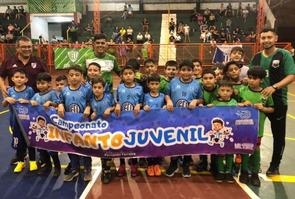 Campeonato infanto juvenil de fútsal en cinco categorías, llegó a su fin en Puerto Libertad