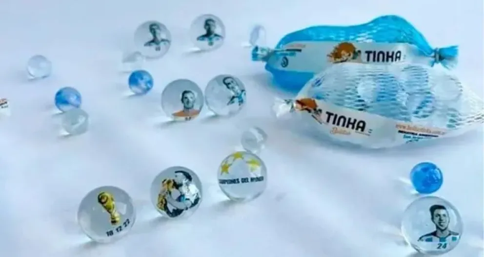 Una fábrica familiar de bolitas creó una edición de los Campeones del Mundo y se agotó de inmediato