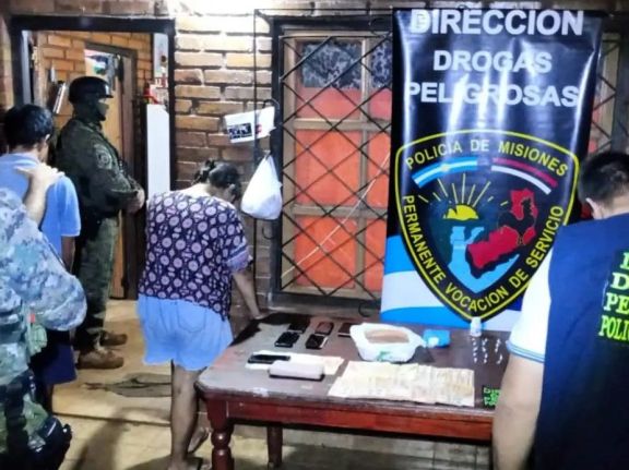 Narcomenudeo: cinco detenidos con cocaína en barrio Manantial de Posadas