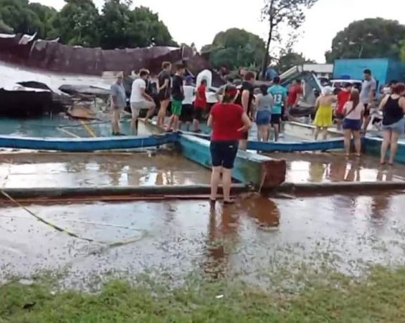 Paraguay: derrumbe de un tinglado dejó un niño fallecido y más de 70 asistidos
