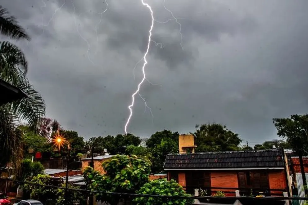 Rige alerta amarilla por tormentas para Misiones