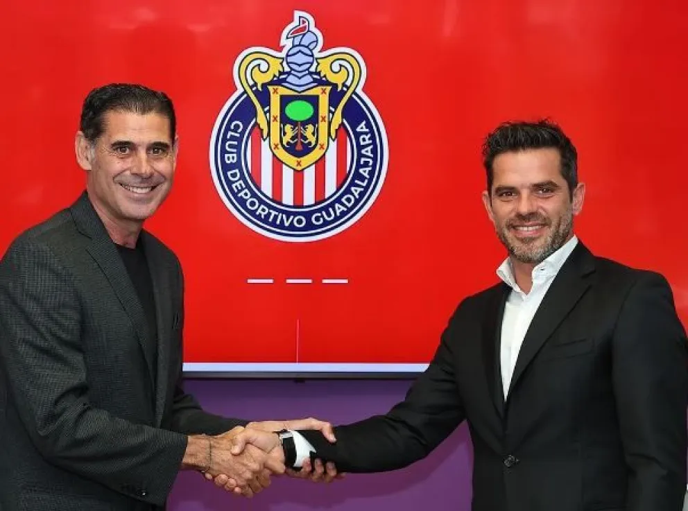 Gago fue oficializado como nuevo técnico de Chivas de Guadalajara