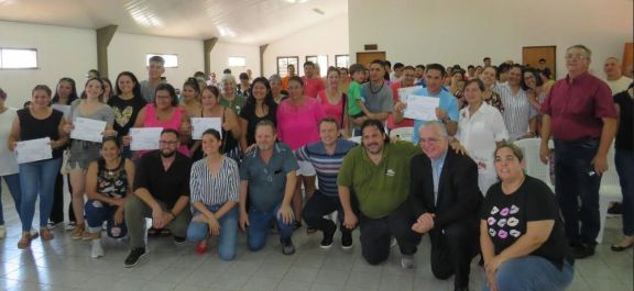 Puerto Libertad tiene 150 nuevos graduados en gastronomía