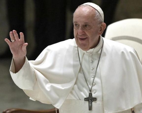 En vísperas de Navidad, el Papa llamó a "no confundir la fiesta con el consumismo"