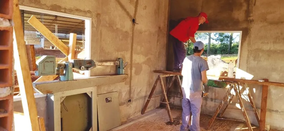 Con recursos propios, avanza la obra de un secadero y molino en San Pedro
