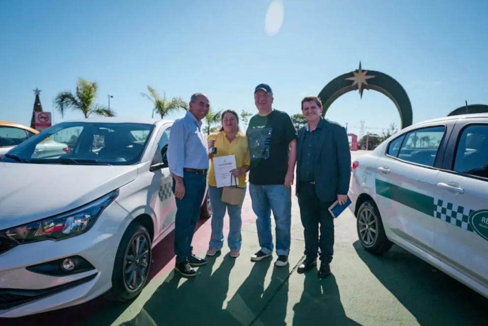 Entregaron nuevas unidades a trabajadores del volante