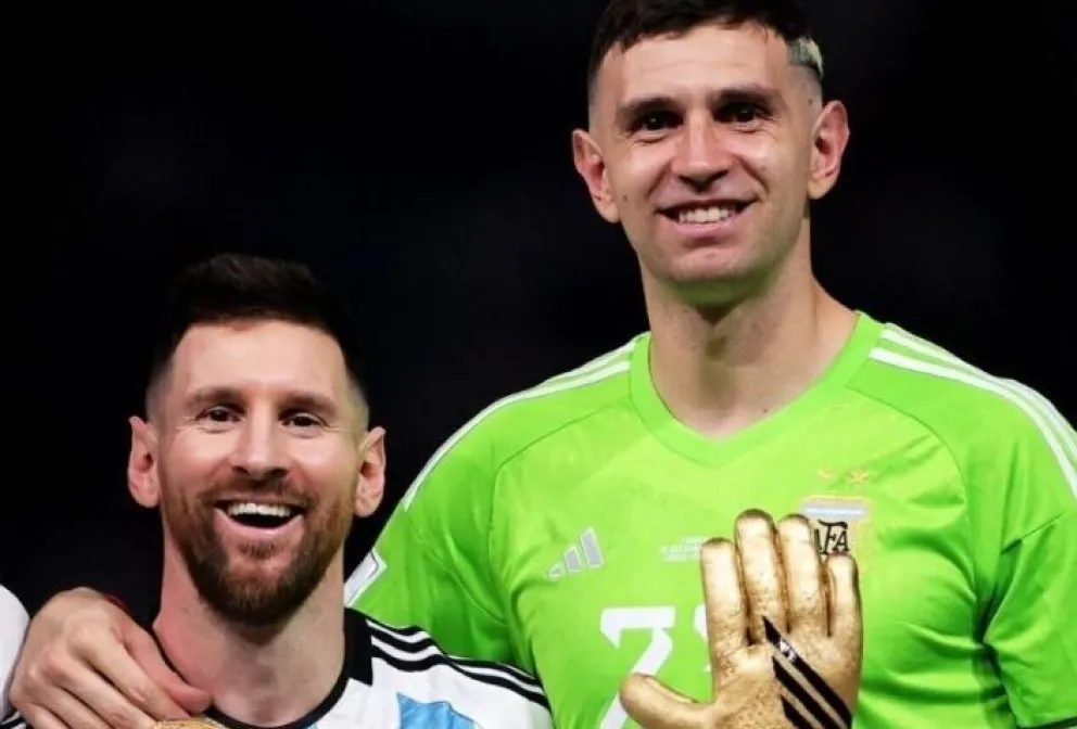 Lionel Messi y Emiliano Martínez están nominados para el equipo ideal de FIFPRO