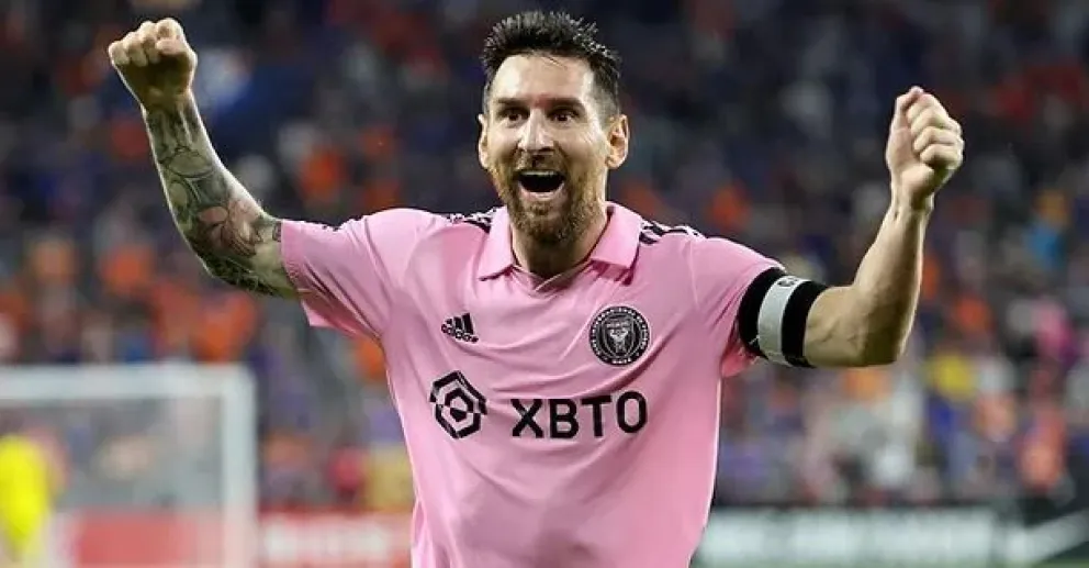 Messi es el único argentino en el equipo ideal de la Federación de Estadística de Fútbol