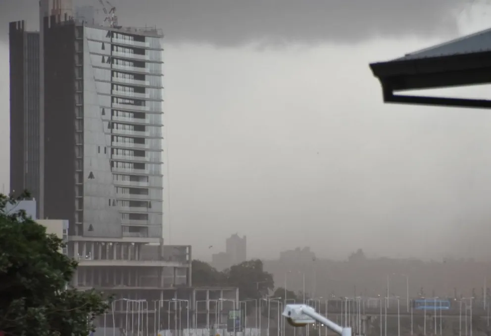 Se adelantó la tormenta prevista para la noche y golpeó al sur de Misiones