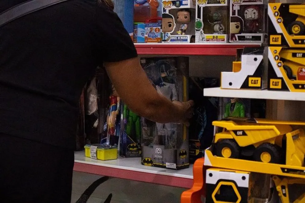 La venta por Reyes Magos tuvo una fuerte caída y los comercios avizoran con preocupación la temporada