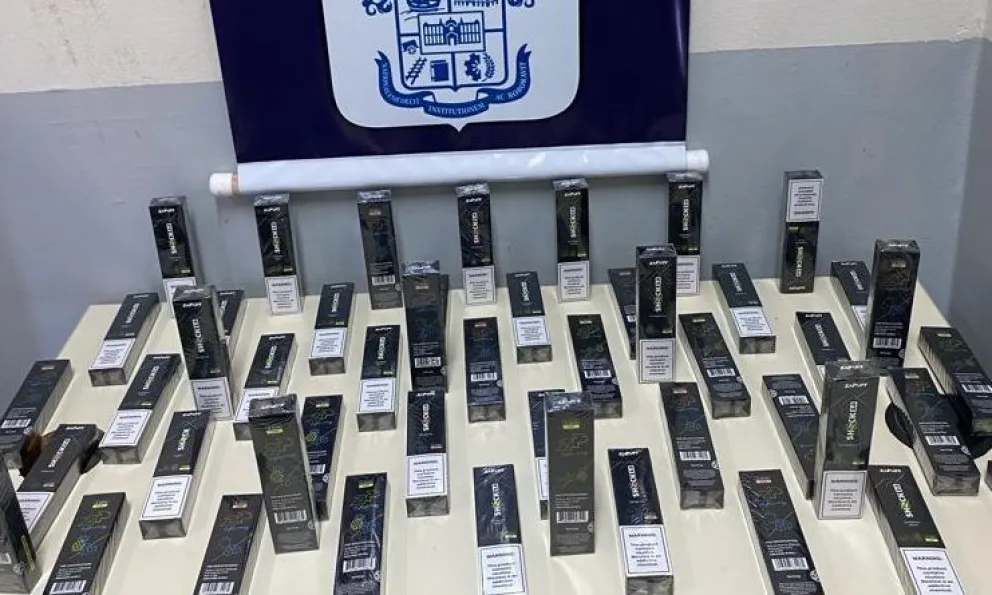 Iguazú: un turista argentino intentó ingresar 49 cigarrillos electrónicos