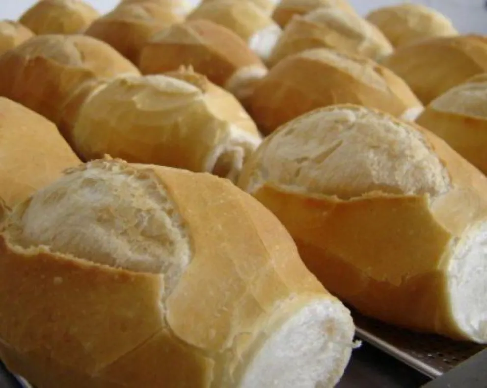 Programa Ahora Pan actualizó su valor a $1.300 el kilo