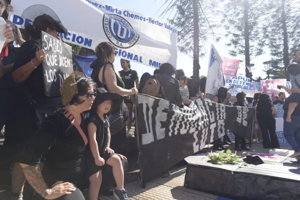 Comenzaron las concentraciones en Misiones por el paro de la CGT y la CTA