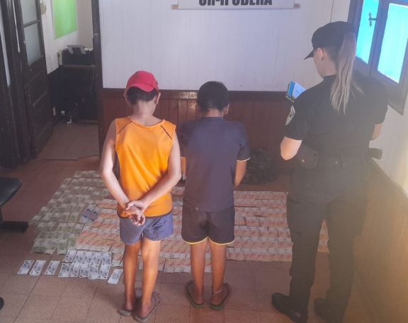 Campo Viera: hermanos de 15 y 13 años robaron medio millón de pesos en una estación de servicio 
