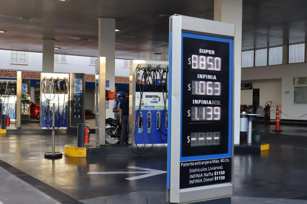 YPF aumentó los combustibles un 6,4% en Posadas y la Nación ya programó más aumentos en marzo, abril y mayo