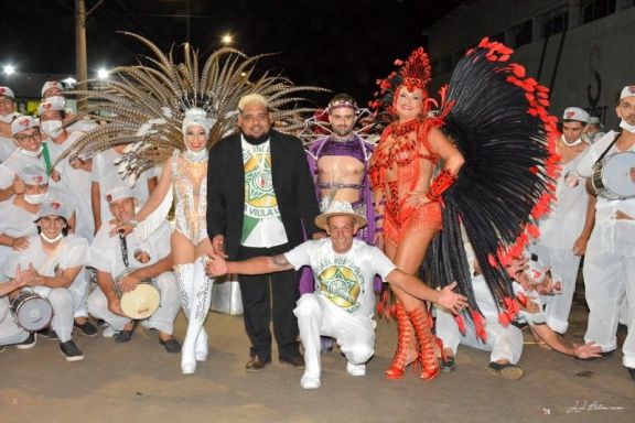 Comparsa de San Borja se suma a los carnavales de Santo Tomé