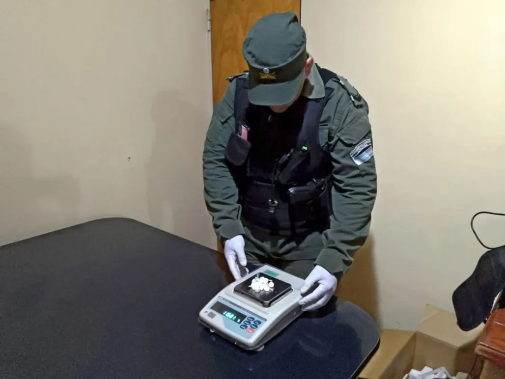 Gendarmería incautó 126 dosis de cocaína durante dos procedimientos