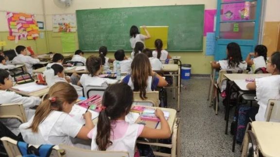 Paritaria docente: Gobierno convoca a los ministros de Educación de las provincias