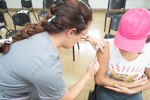 Dengue: Misiones sigue con la vacunación y en las farmacias cada dosis cuesta $ 71 mil 