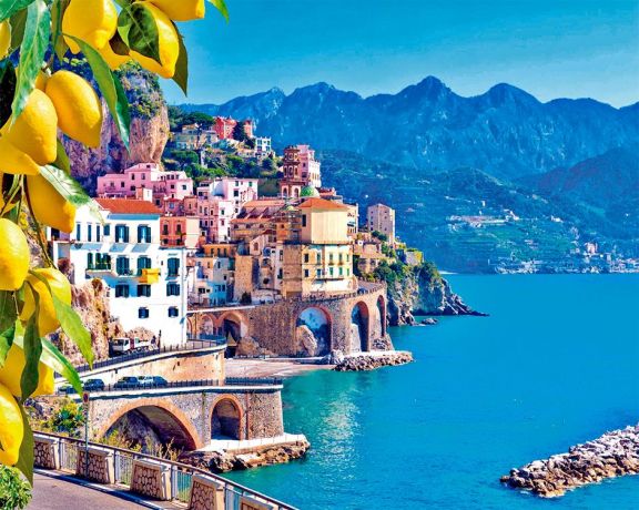 Encanto Mediterráneo: Islas Griegas y Costa Amalfitana