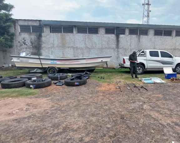 Secuestran neumáticos y piezas ícticas en acceso a Itá Ibaté
