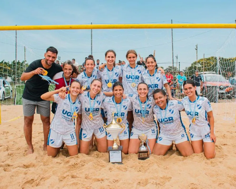 Nacional de Fútbol Playa: Argentino de Rosario se coronó campeón en Ituzaingó