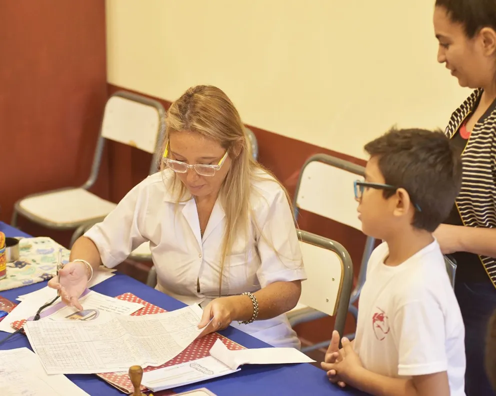 Inicio de clases: CABA y siete provincias comienzan hoy 