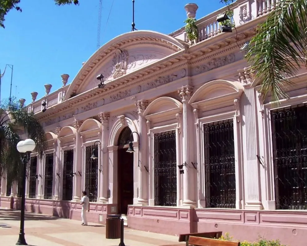 Passalacqua anunció que el jueves estará acreditado el sueldo de la administración pública provincial
