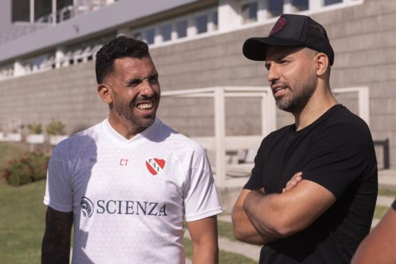 El Kun Agüero desmintió que entrenará con Independiente