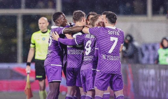 Fiorentina venció a Lazio por la Serie A